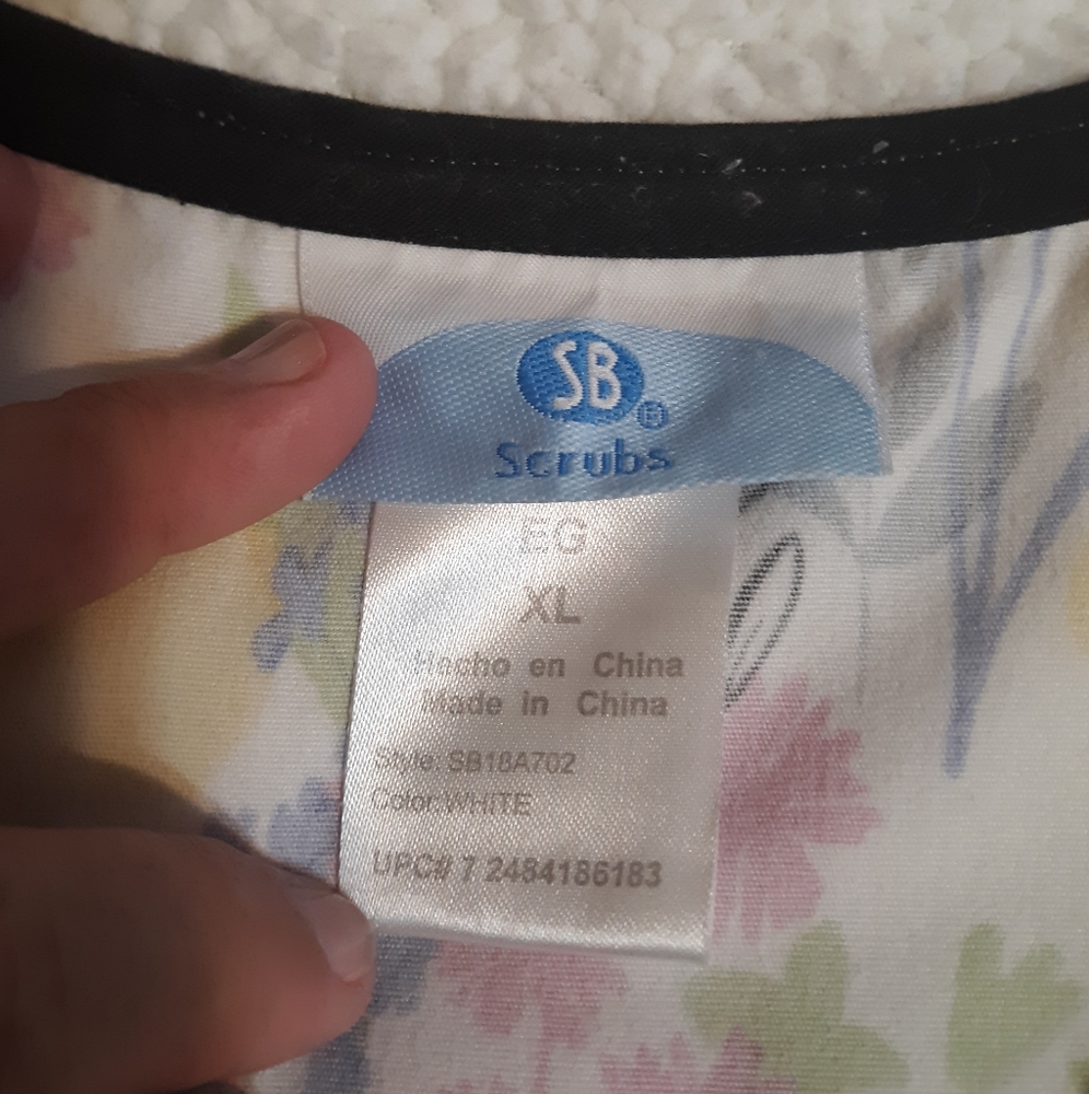 SB SCRUBS SCRUB TOP - Picture 3 of 7
